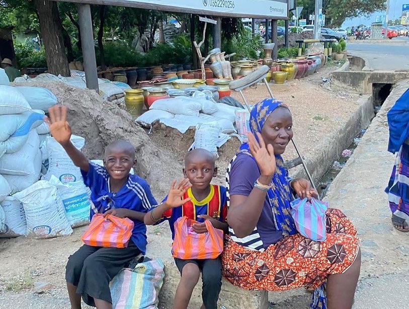 ABD Traore Donates to the Underprivileged on the Street of Accra